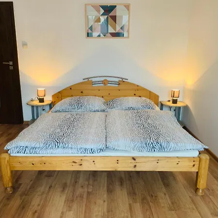 Music 3* Nizny Slavkov